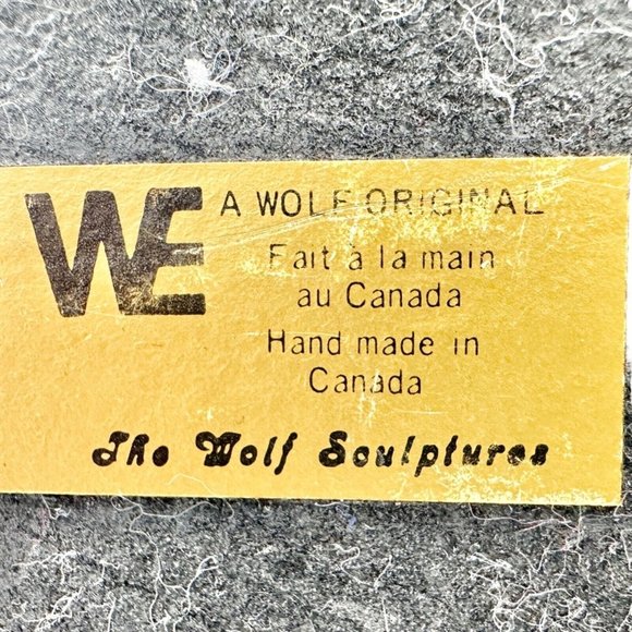 The Wolf Sculptures Soapstone Sea Otter with Shell Gray 4.5 x 2.5 x 2.5 - Picture 7 of 10